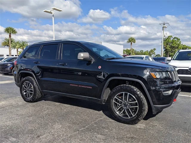 2019 Jeep Grand Cherokee Trailhawk 4WD photo