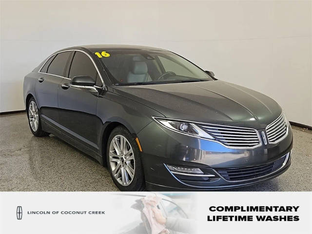 2016 Lincoln MKZ  FWD photo