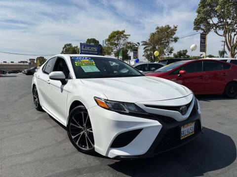 2018 Toyota Camry SE FWD photo
