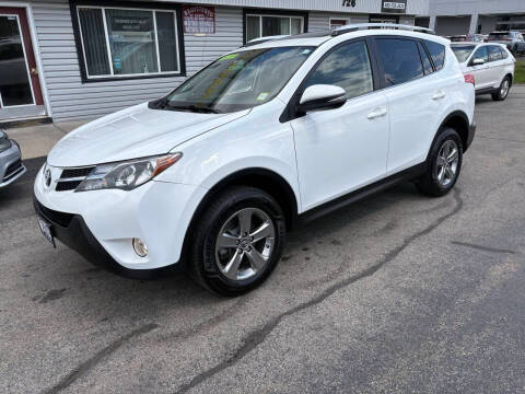 2015 Toyota RAV4 XLE AWD photo