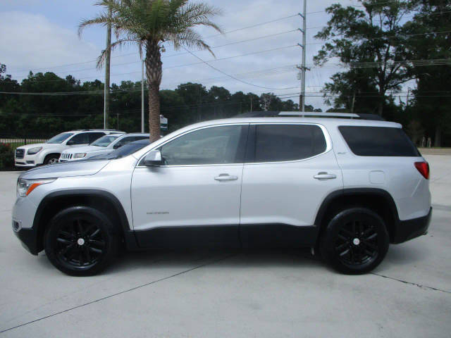 2017 GMC Acadia SLT FWD photo