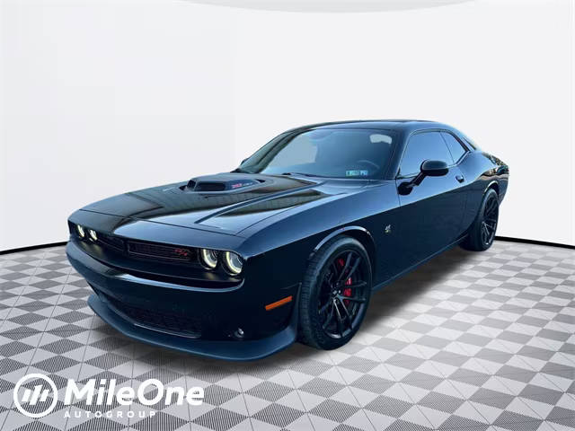 2019 Dodge Challenger R/T Scat Pack RWD photo