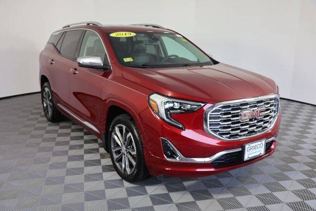 2019 GMC Terrain Denali AWD photo