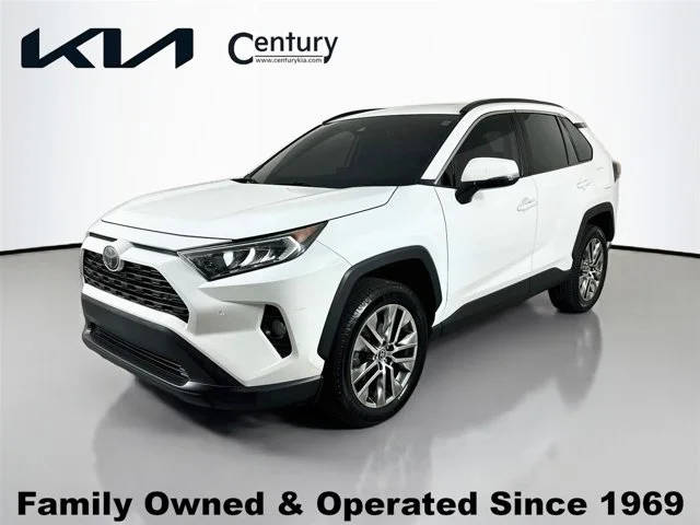 2019 Toyota RAV4 XLE Premium FWD photo
