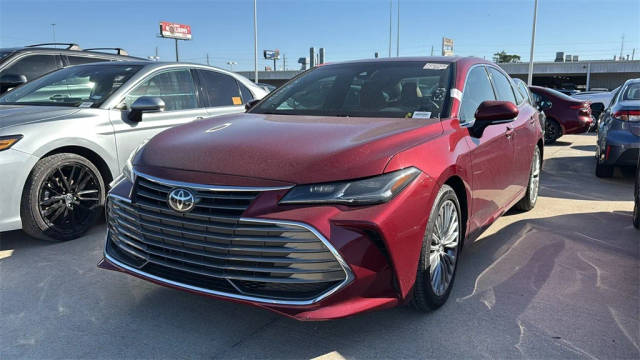 2019 Toyota Avalon Limited FWD photo