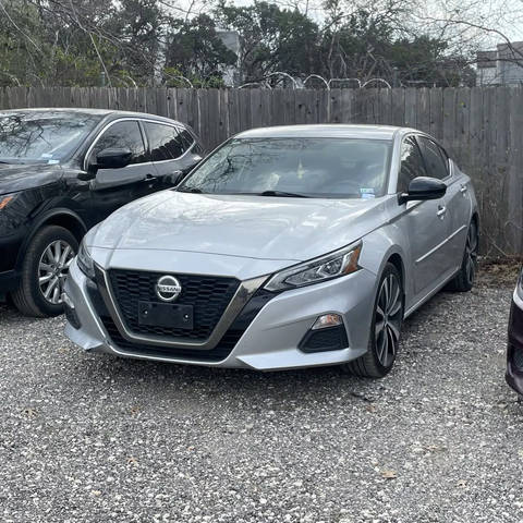 2019 Nissan Altima 2.5 SR FWD photo