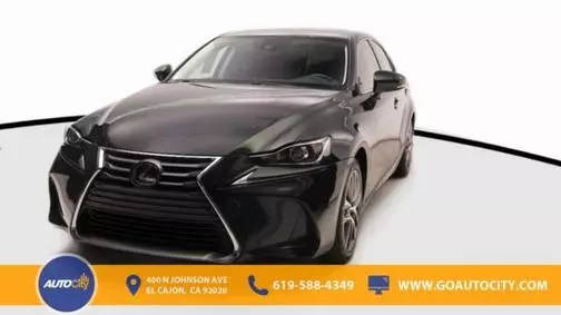 2019 Lexus IS IS 300 RWD photo