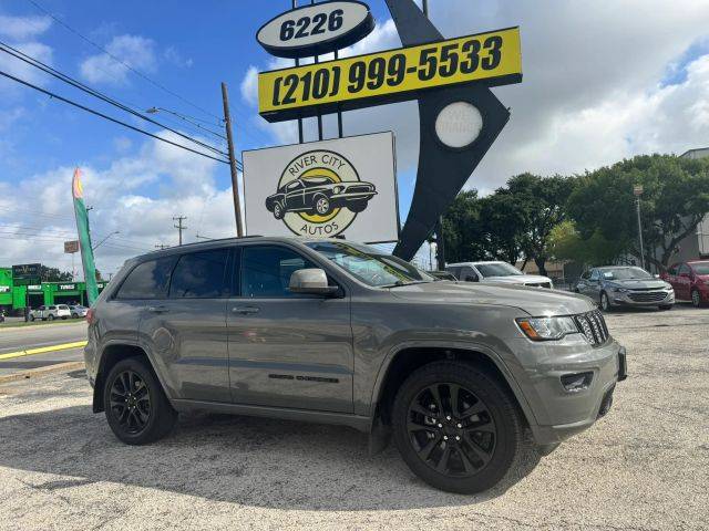 2019 Jeep Grand Cherokee Altitude 4WD photo