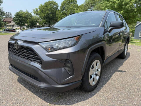 2019 Toyota RAV4 LE AWD photo