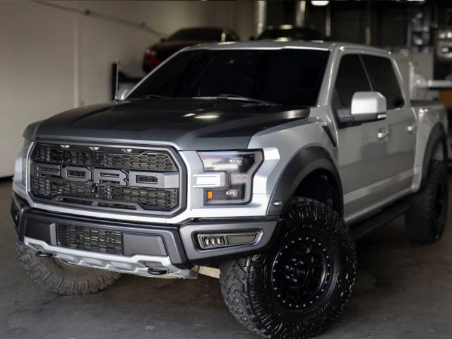 2017 Ford F-150 Raptor 4WD photo