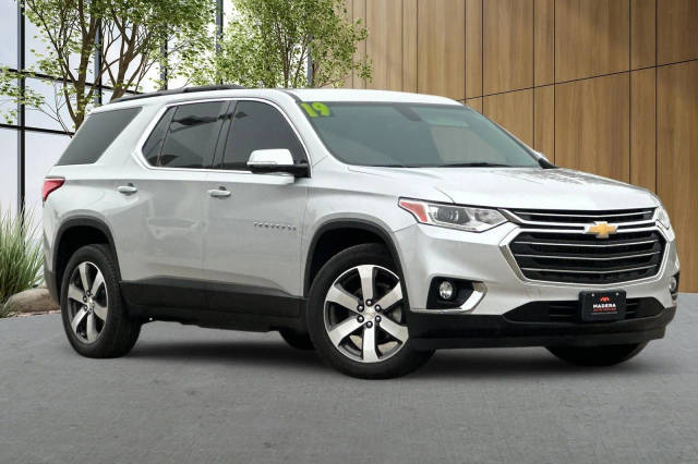 2019 Chevrolet Traverse LT Leather FWD photo