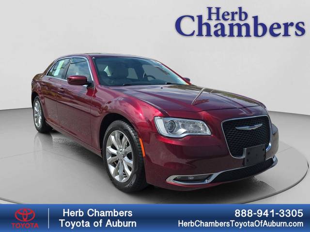 2019 Chrysler 300 Touring L AWD photo