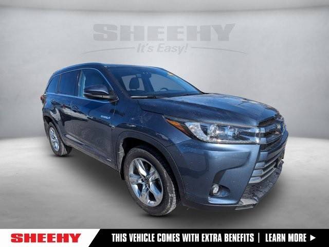 2019 Toyota Highlander Hybrid Limited AWD photo