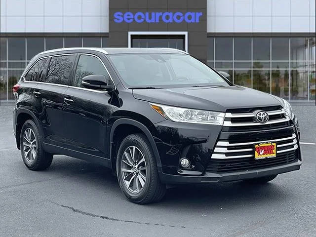 2019 Toyota Highlander XLE AWD photo