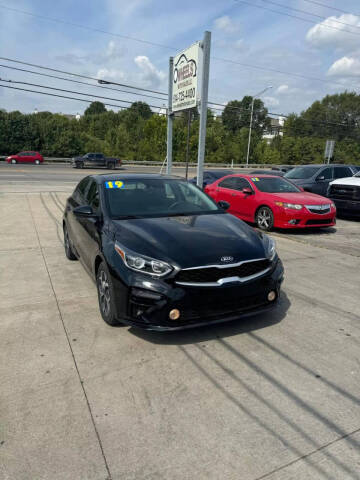 2019 Kia Forte LXS FWD photo