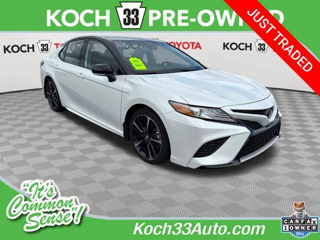 2019 Toyota Camry XSE FWD photo