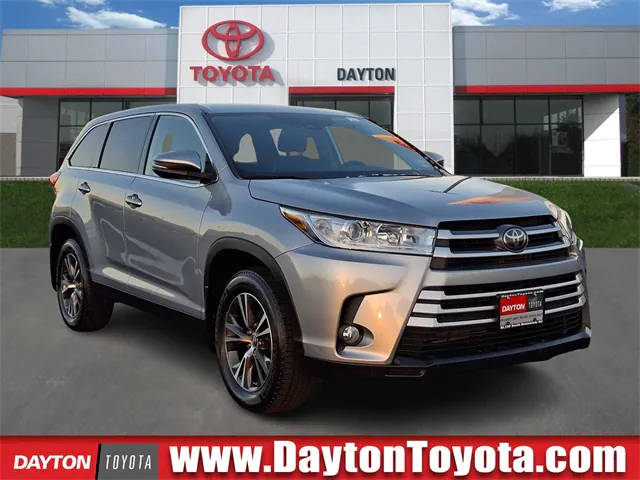 2019 Toyota Highlander LE Plus AWD photo