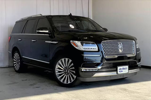 2019 Lincoln Navigator Reserve 4WD photo