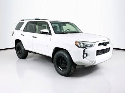 2019 Toyota 4Runner SR5 RWD photo