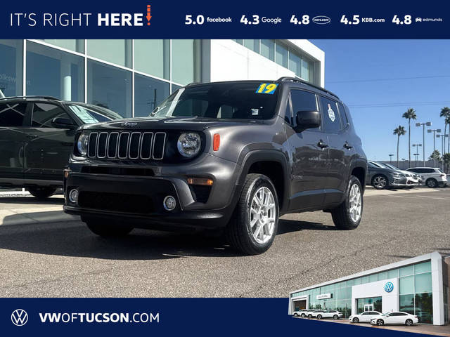 2019 Jeep Renegade Latitude 4WD photo