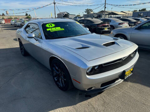 2019 Dodge Challenger R/T RWD photo