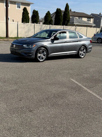 2019 Volkswagen Jetta R-Line FWD photo