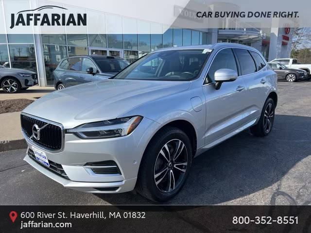 2019 Volvo XC60 Momentum AWD photo