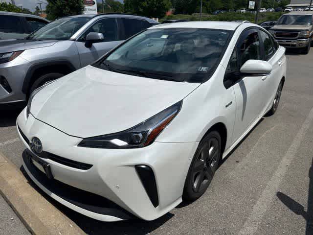 2019 Toyota Prius XLE FWD photo