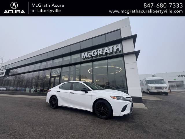 2019 Toyota Camry SE FWD photo