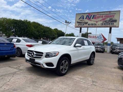 2019 Mercedes-Benz GLC-Class GLC 300 RWD photo