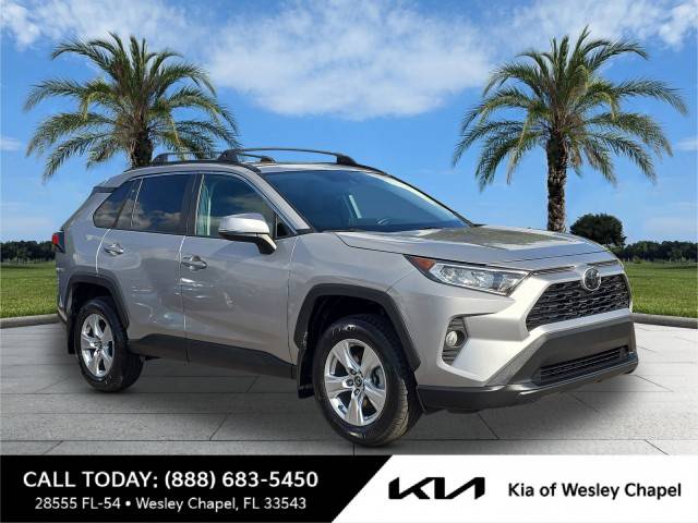 2019 Toyota RAV4 XLE AWD photo