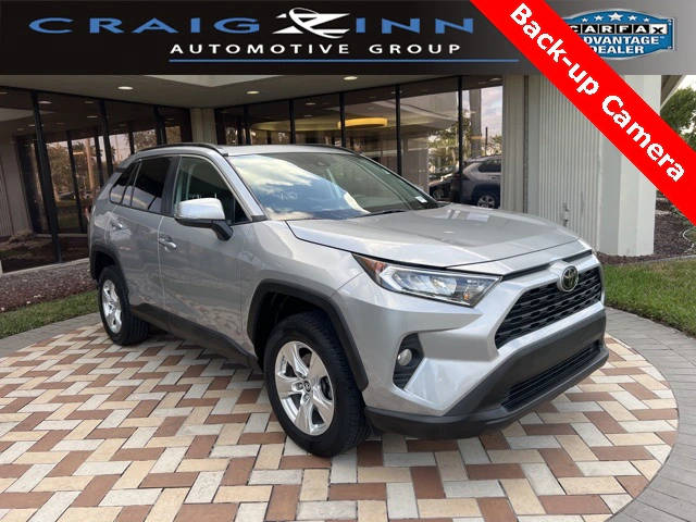 2019 Toyota RAV4 XLE FWD photo