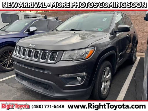 2019 Jeep Compass Latitude 4WD photo