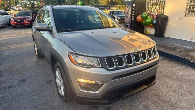 2019 Jeep Compass Latitude FWD photo