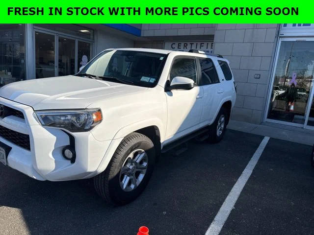 2019 Toyota 4Runner SR5 4WD photo