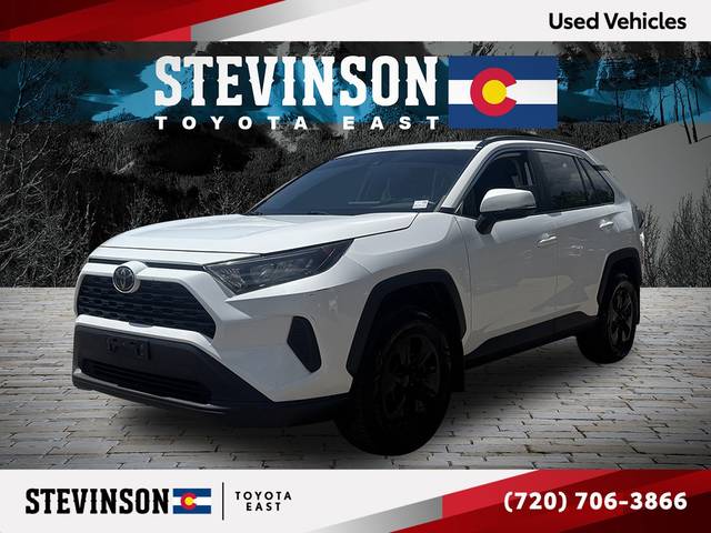 2019 Toyota RAV4 LE AWD photo
