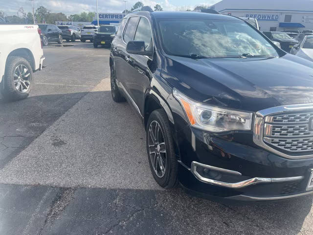 2019 GMC Acadia Denali FWD photo