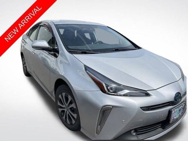 2019 Toyota Prius LE AWD photo