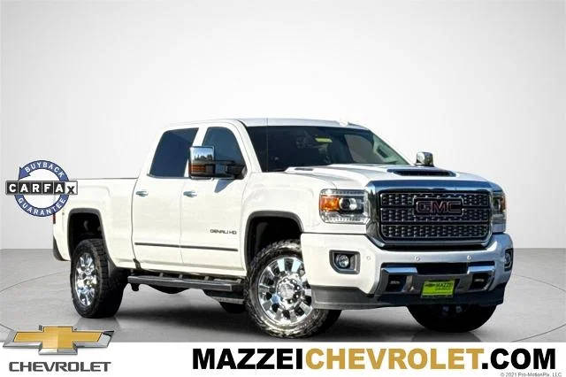2019 GMC Sierra 2500HD Denali 4WD photo