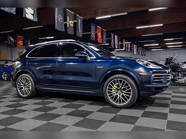 2019 Porsche Cayenne E-Hybrid AWD photo