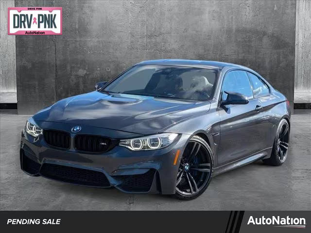 2015 BMW M4  RWD photo