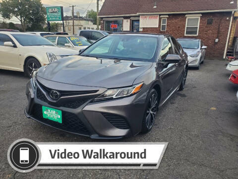 2019 Toyota Camry SE FWD photo