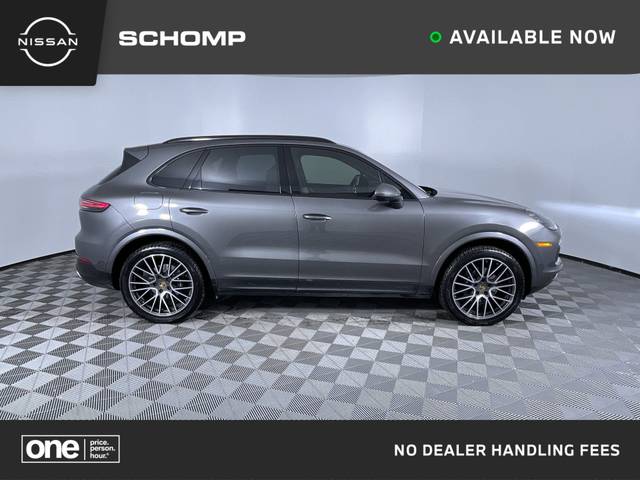 2019 Porsche Cayenne  AWD photo