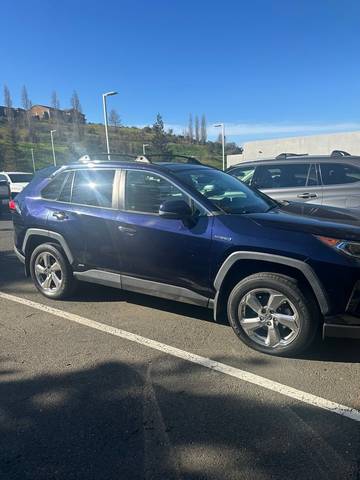 2019 Toyota RAV4 Hybrid Limited AWD photo