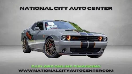 2019 Dodge Challenger SXT RWD photo