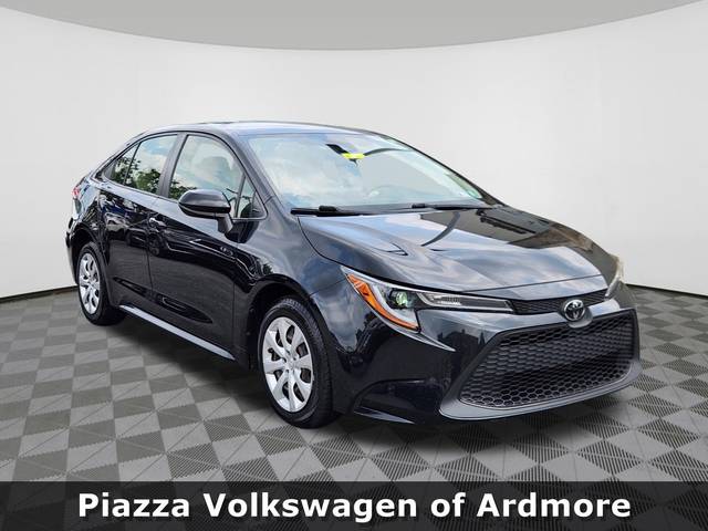 2020 Toyota Corolla LE FWD photo