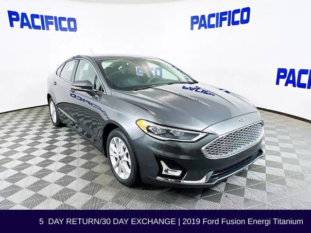 2019 Ford Fusion Energi Titanium FWD photo
