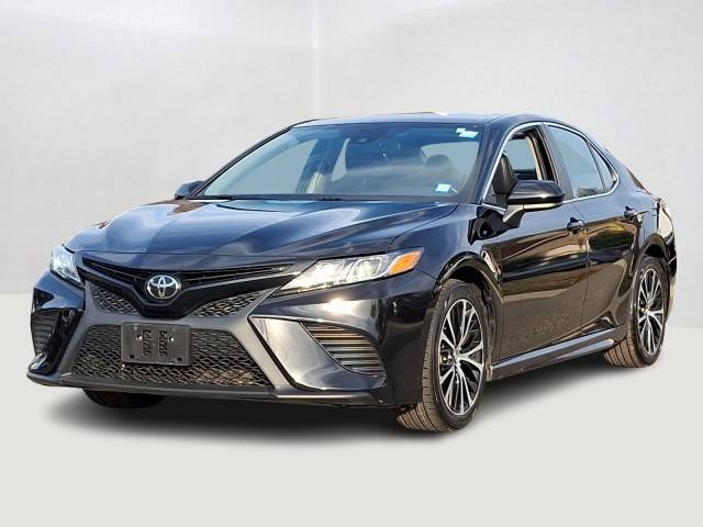 2019 Toyota Camry SE FWD photo