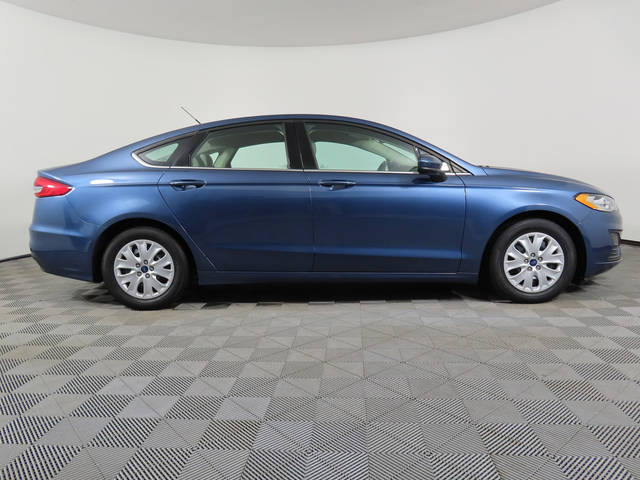 2019 Ford Fusion S FWD photo