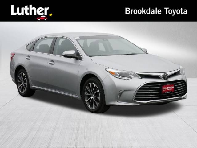 2018 Toyota Avalon XLE FWD photo